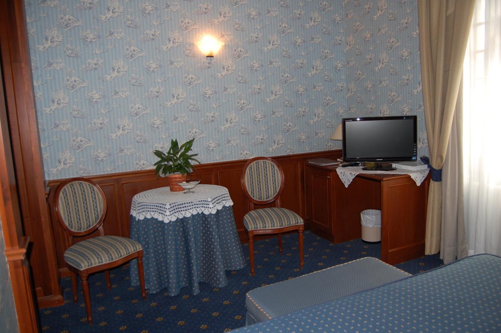 Hotel Olympic Saint-Vincent Habitación foto