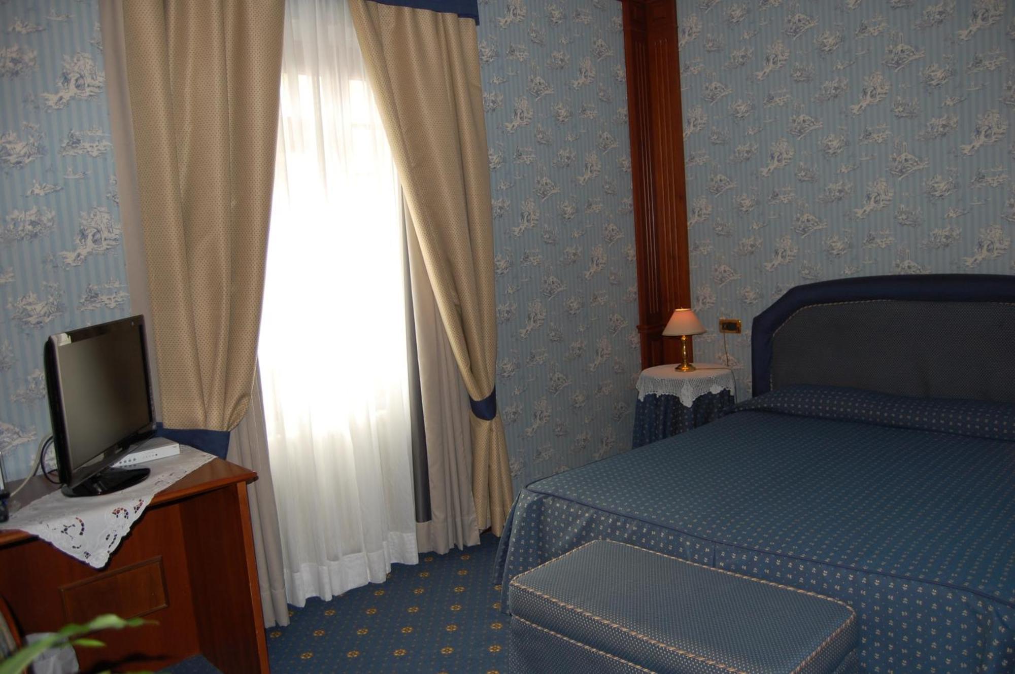 Hotel Olympic Saint-Vincent Habitación foto