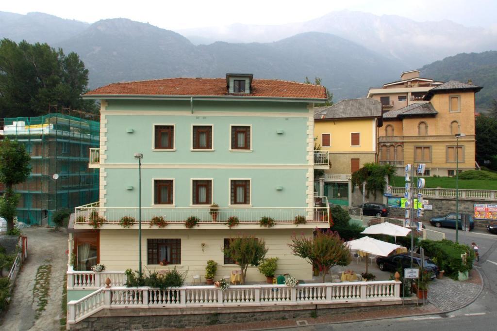Hotel Olympic Saint-Vincent Exterior foto