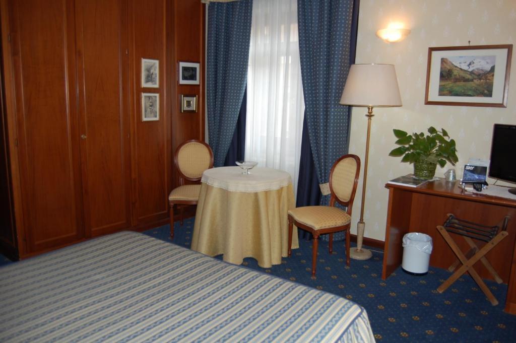 Hotel Olympic Saint-Vincent Habitación foto